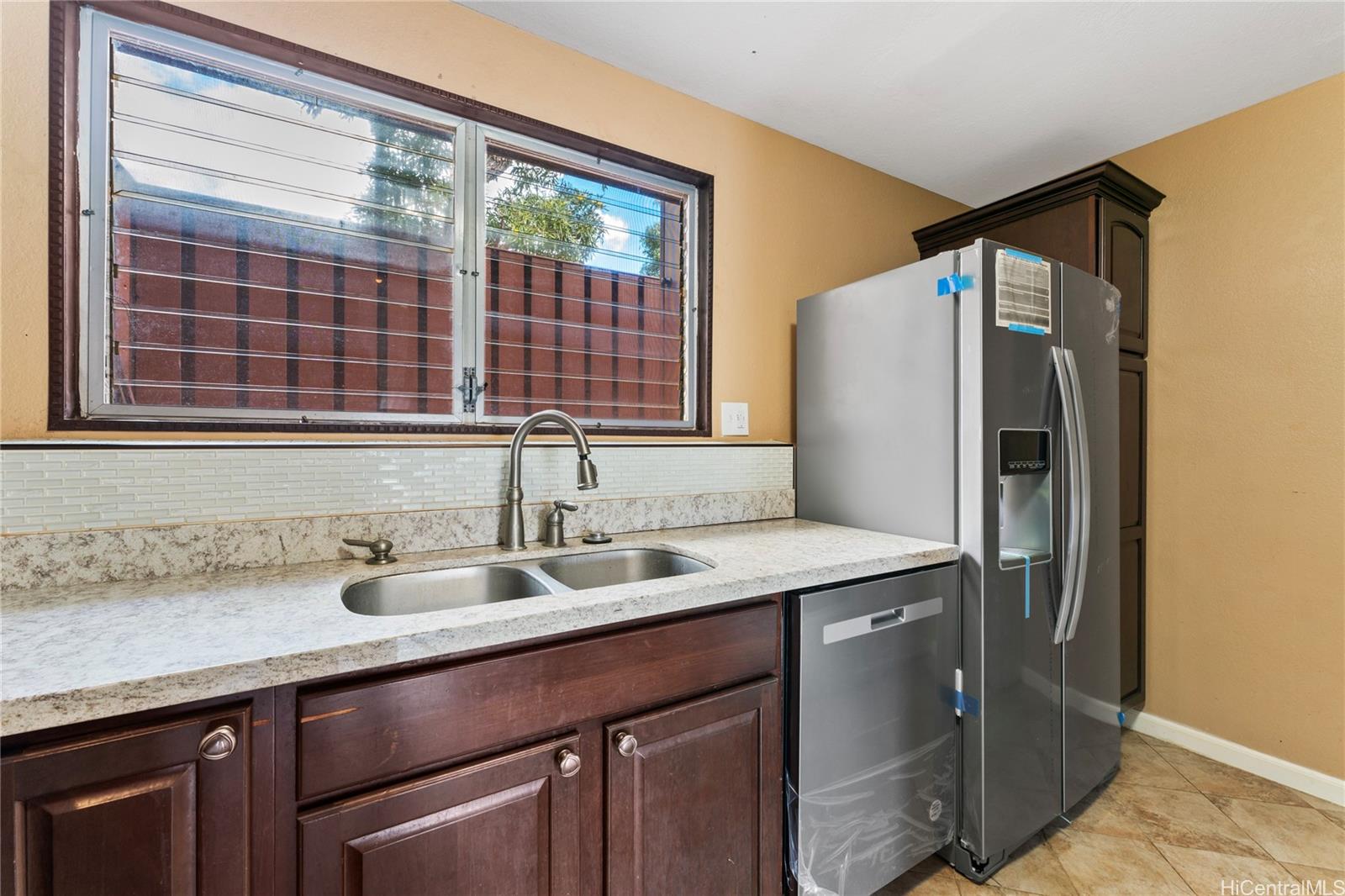 ハワイ不動産物件|92-1032 Makakilo Drive #35, Kapolei HI 96707|ハワイに住むネット ハワイ不動産物件|92-1032 Makakilo Drive #35, Kapolei HI 96707|ハワイに住むネット