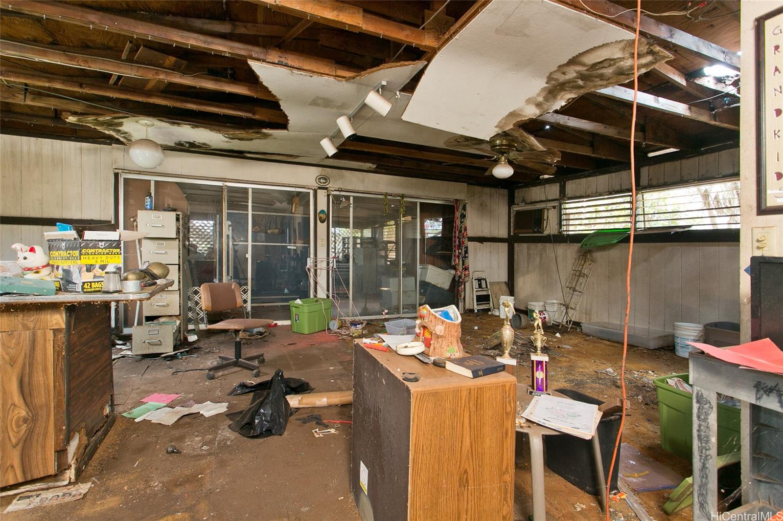 ハワイ不動産物件｜91-1025 Ikulani Street, Ewa Beach HI 96706