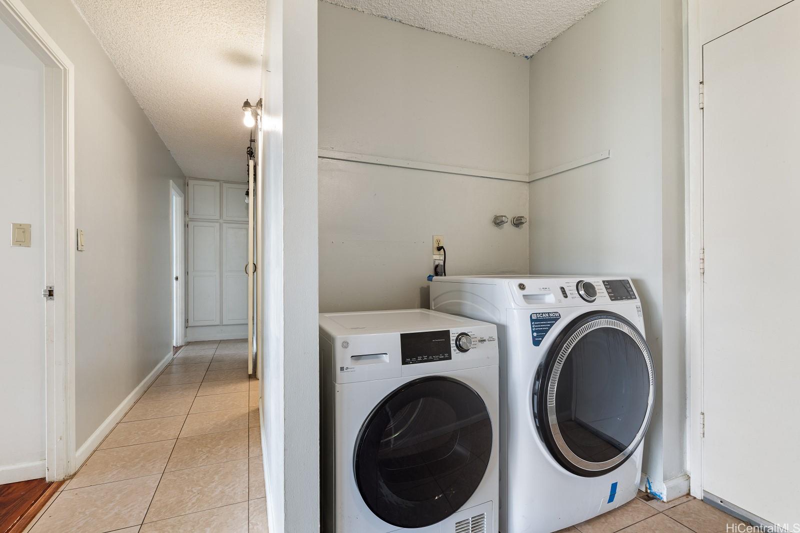 不動産投資　アメリカ不動産　ゲストハウス　Airbnb トランクルーム　17冊 ハワイ不動産物件｜1830 Wilikina Drive #911, Wahiawa HI 96786