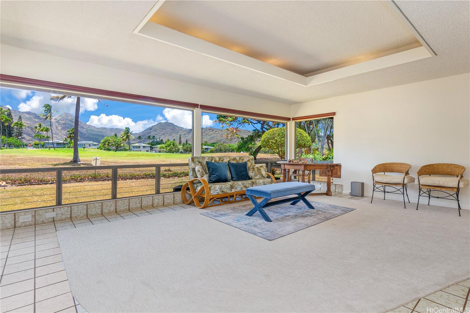 ハワイ不動産物件｜7704 Kalohelani Place, Honolulu HI 96825