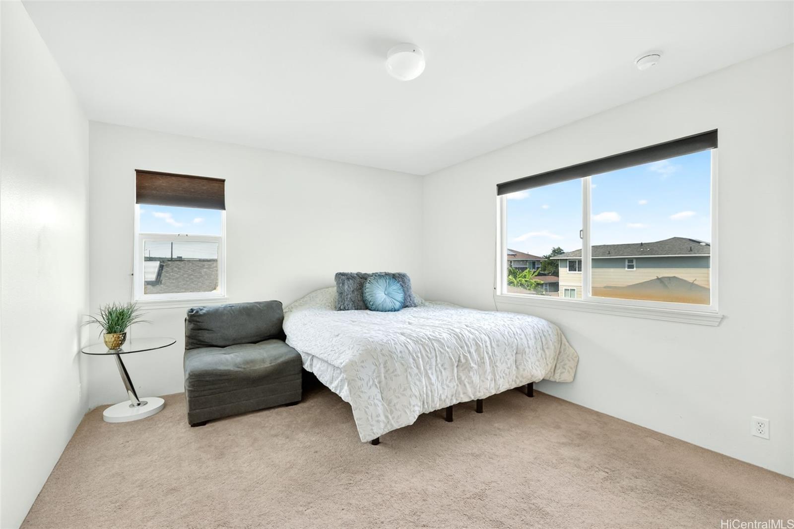ハワイ不動産物件｜91-1141 Kealiiahonui Street, Kapolei HI 96707