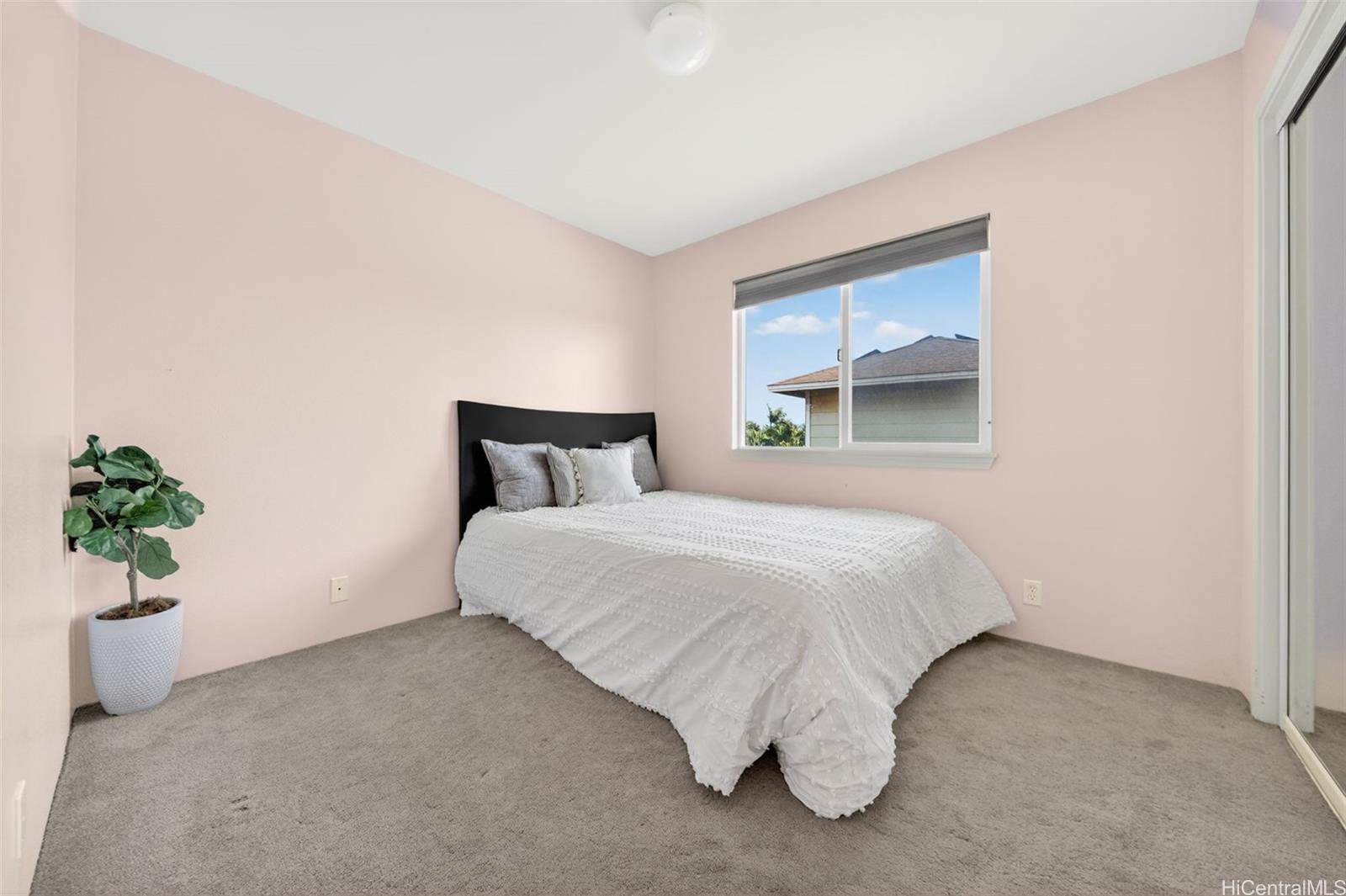 ハワイ不動産物件｜91-1141 Kealiiahonui Street, Kapolei HI 96707