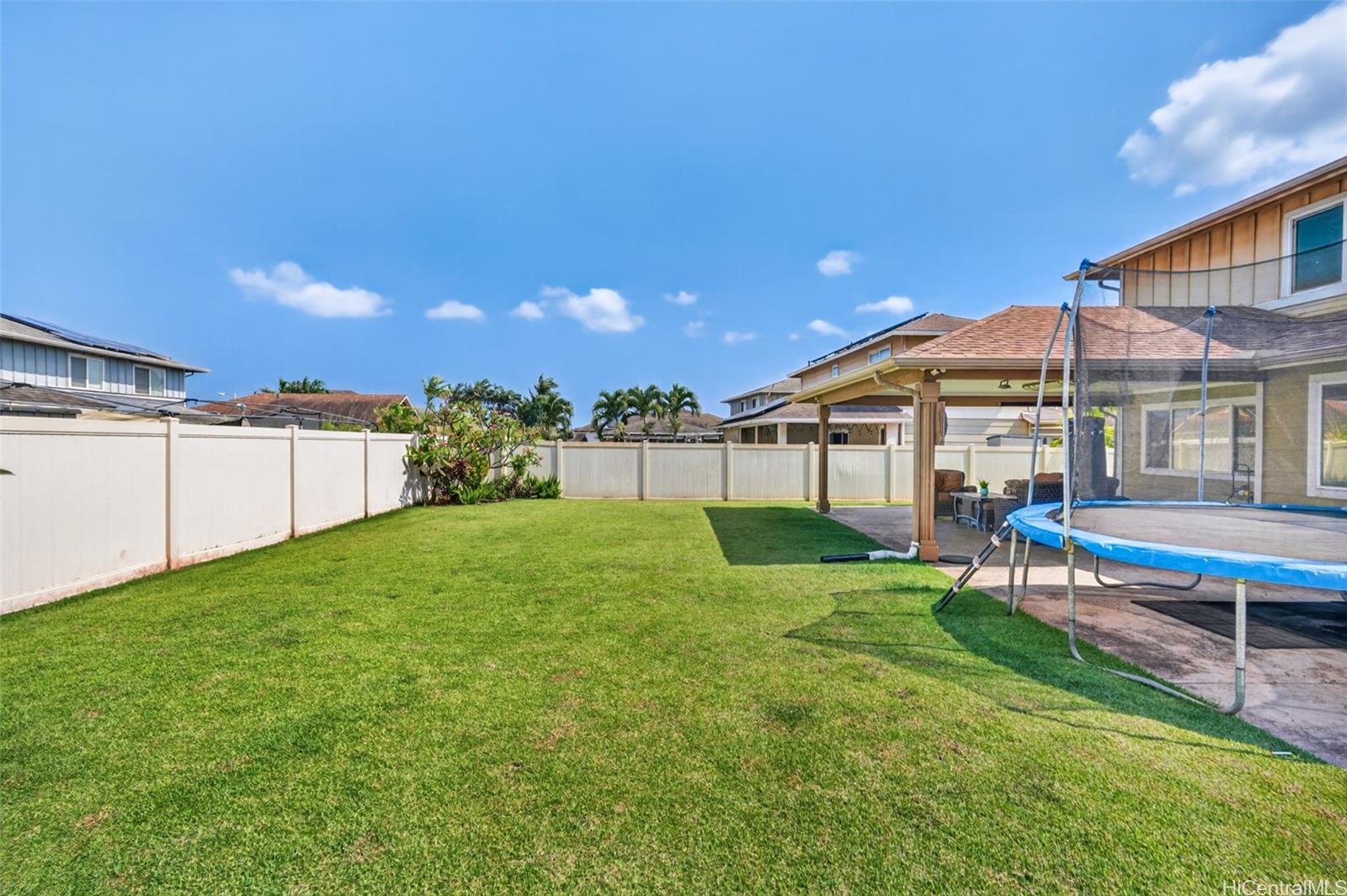 ハワイ不動産物件｜91-1141 Kealiiahonui Street, Kapolei HI 96707