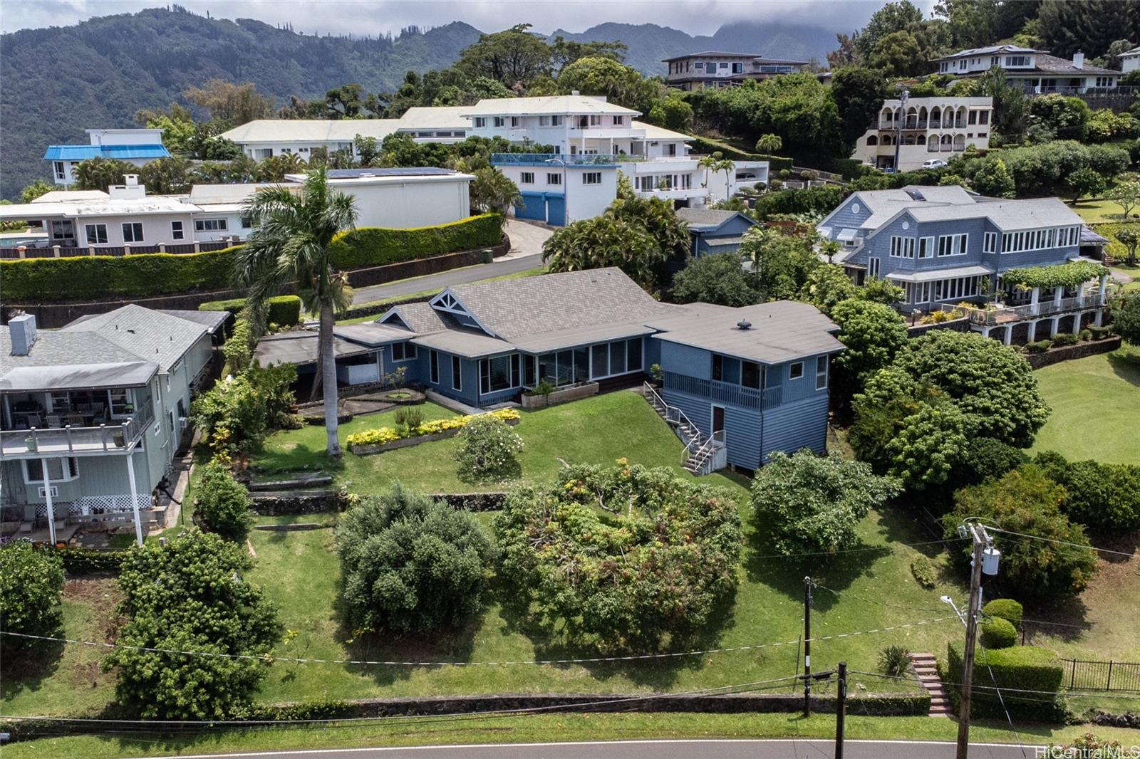 ハワイ不動産物件｜3233 Pacific Heights Road, Honolulu HI 96813