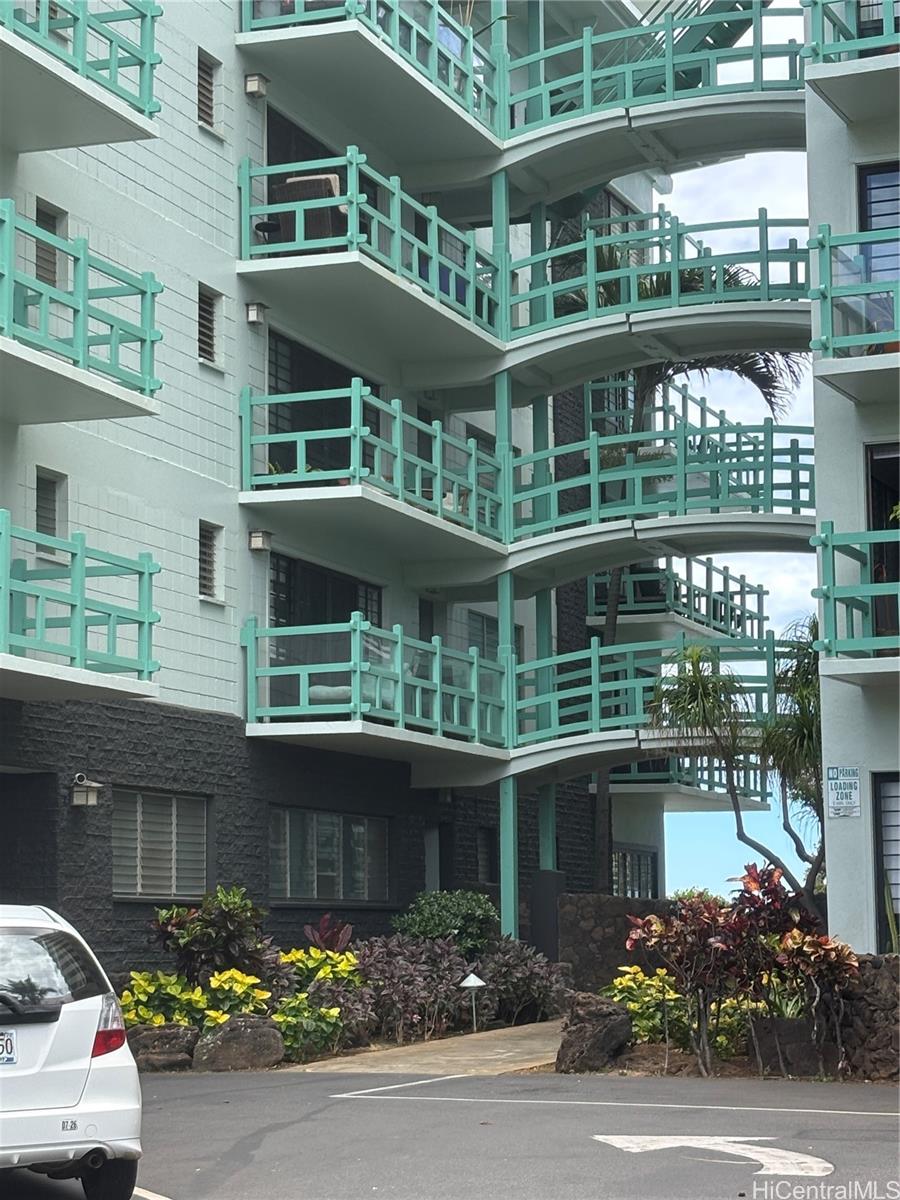 ハワイ不動産物件｜2957 Kalakaua Avenue #211, Honolulu HI 96815