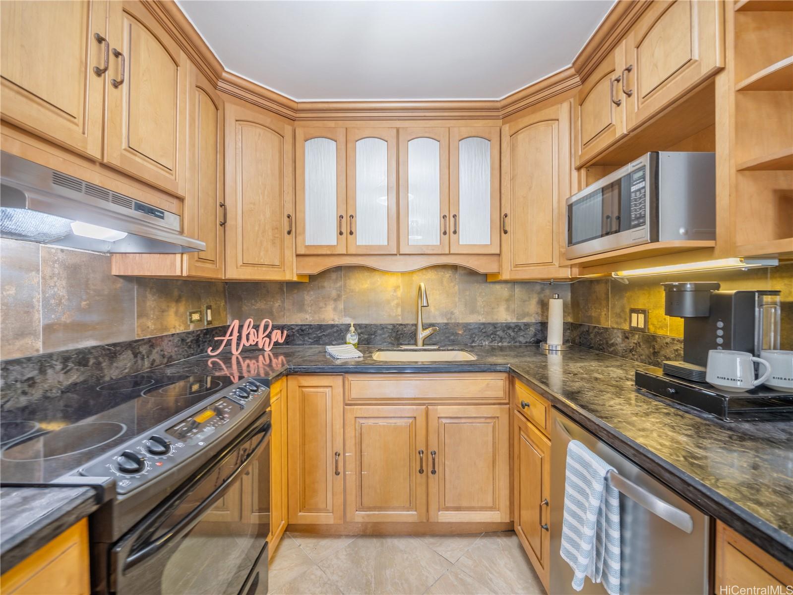 ハワイ不動産物件｜303 Liliuokalani Avenue #1104, Honolulu HI 96815