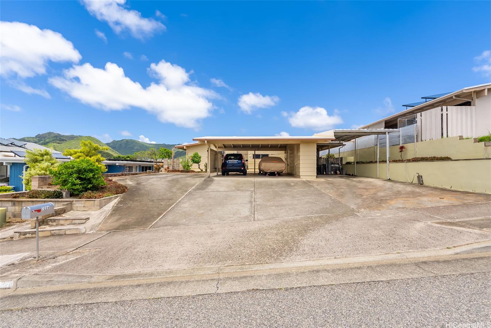ハワイ不動産物件｜7228 Pulehu Street, Honolulu HI 96825｜ハワイに