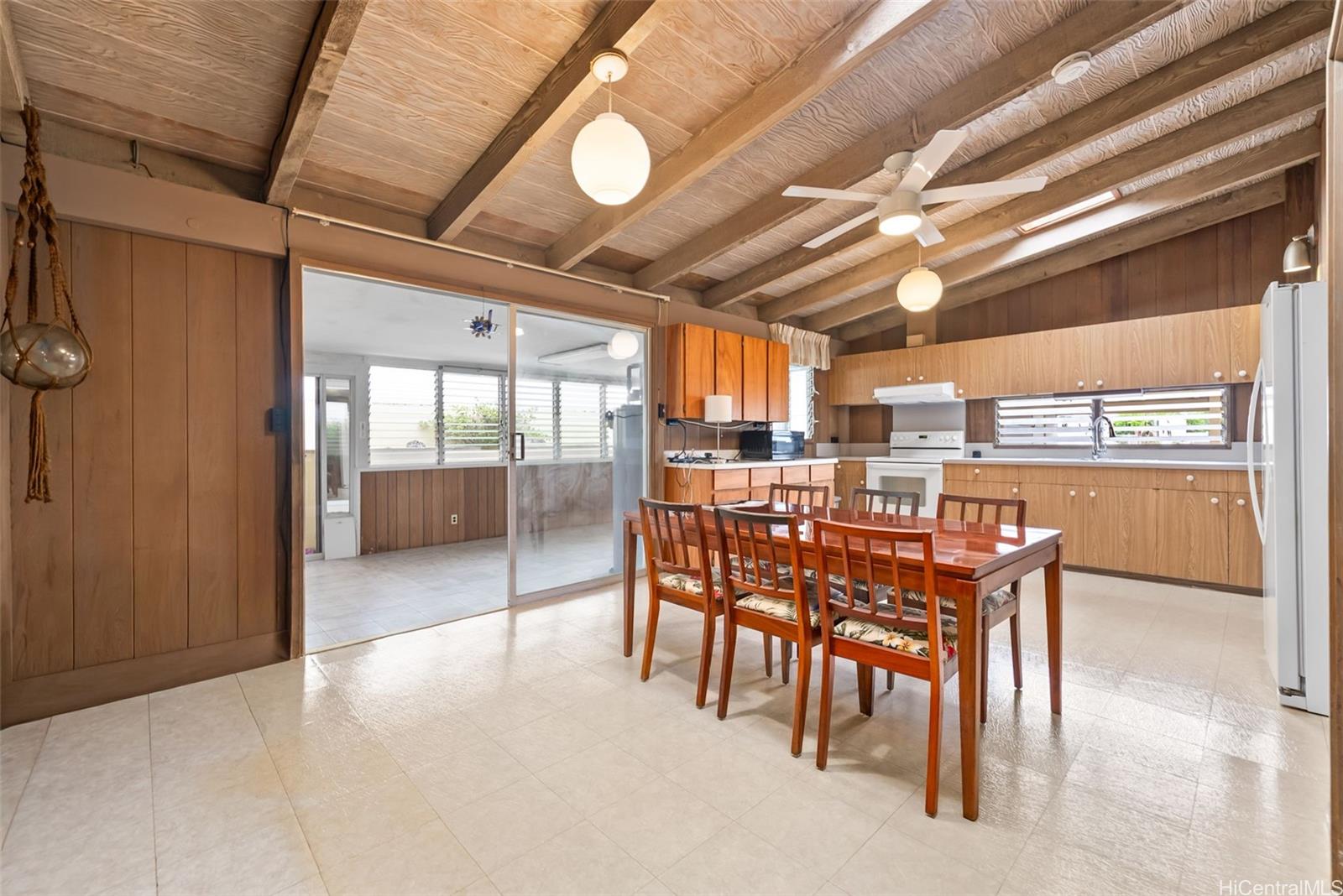 ハワイ不動産物件｜7228 Pulehu Street, Honolulu HI 96825｜ハワイに