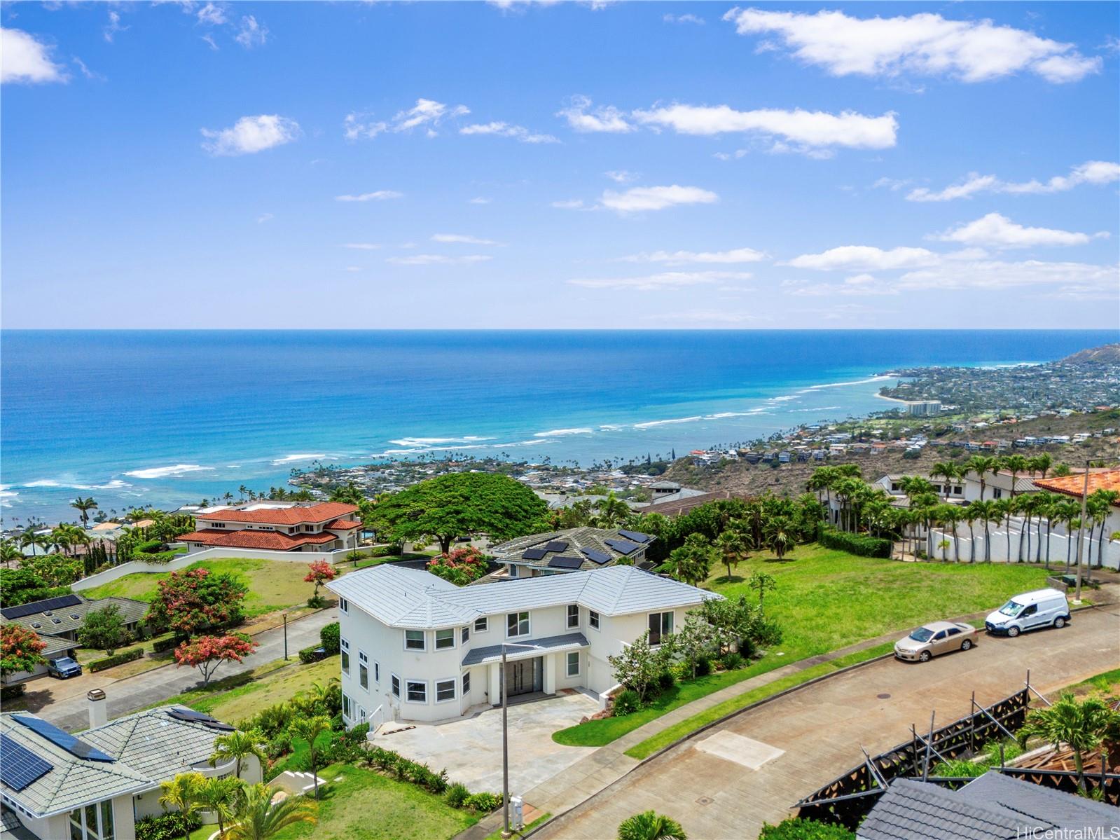 ハワイ不動産物件｜1179 Ikena Circle, Honolulu HI 96821｜ハワイに