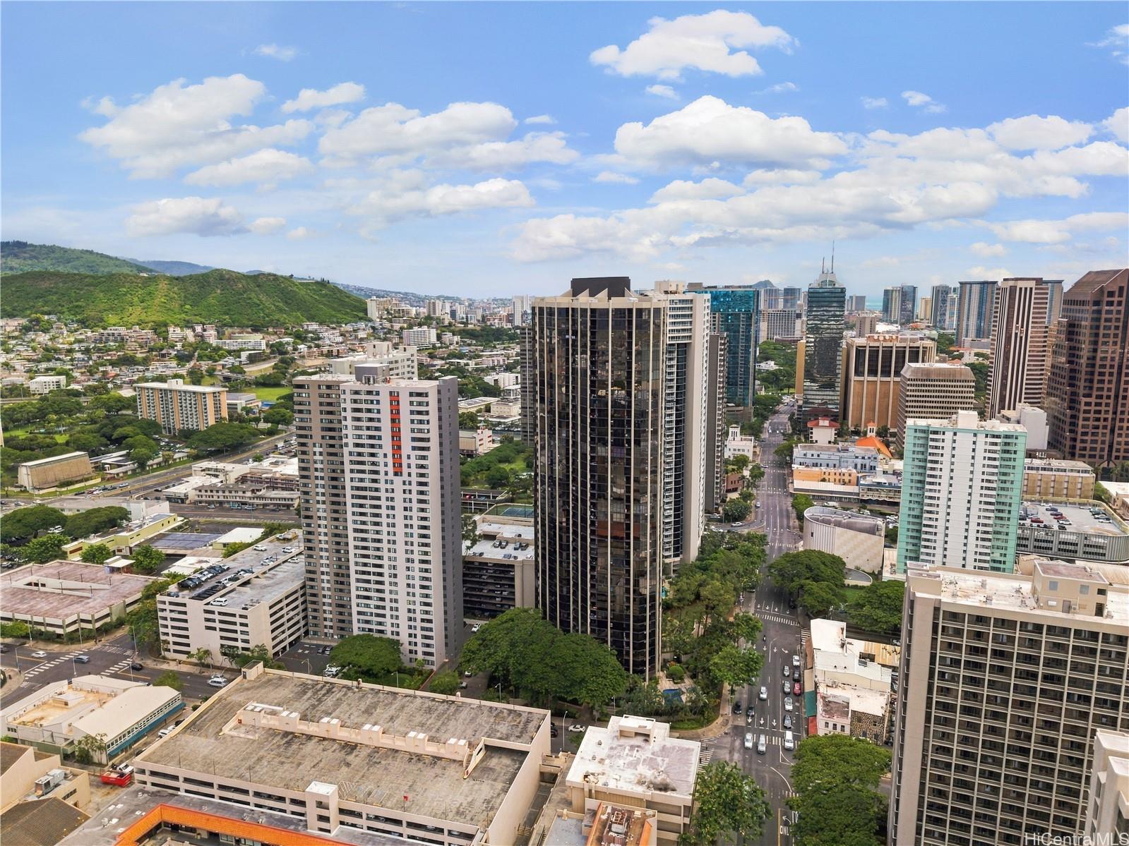 ハワイ不動産物件｜60 Beretania Street #PHB3, Honolulu HI 96817