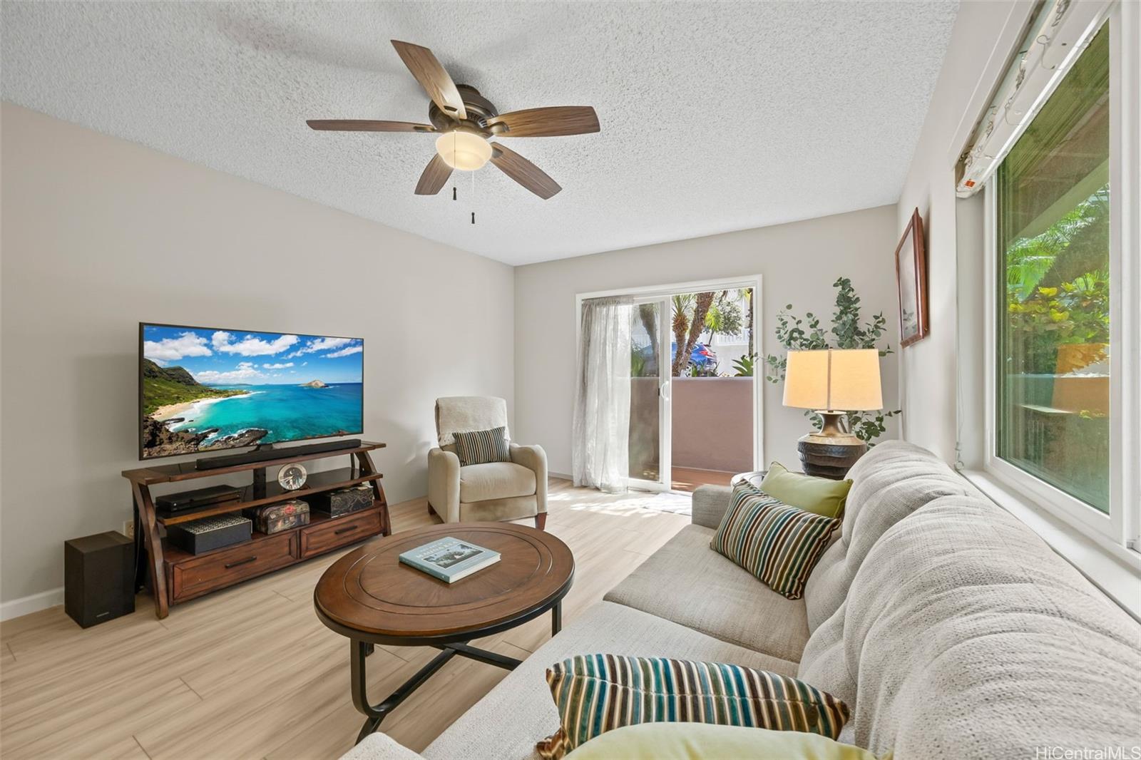 ハワイ不動産物件｜1465 Miloiki Street, Honolulu HI 96825｜ハワイに