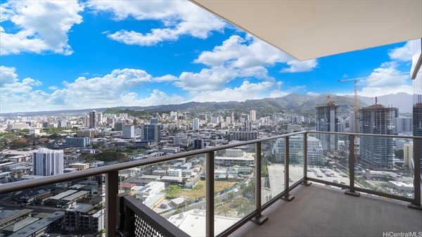 スカイアラモアナ　Sky Ala Moana