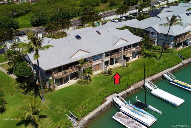 ハワイの売り出し中別荘情報 80万ドル以下ボートデッキ付き ハワイカイのタウンハウスの物件