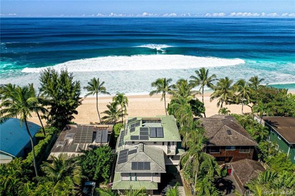 ハワイ不動産販売情報 サーフィンの聖地 パイプラインの砂浜に建つ豪華なヴィラ
